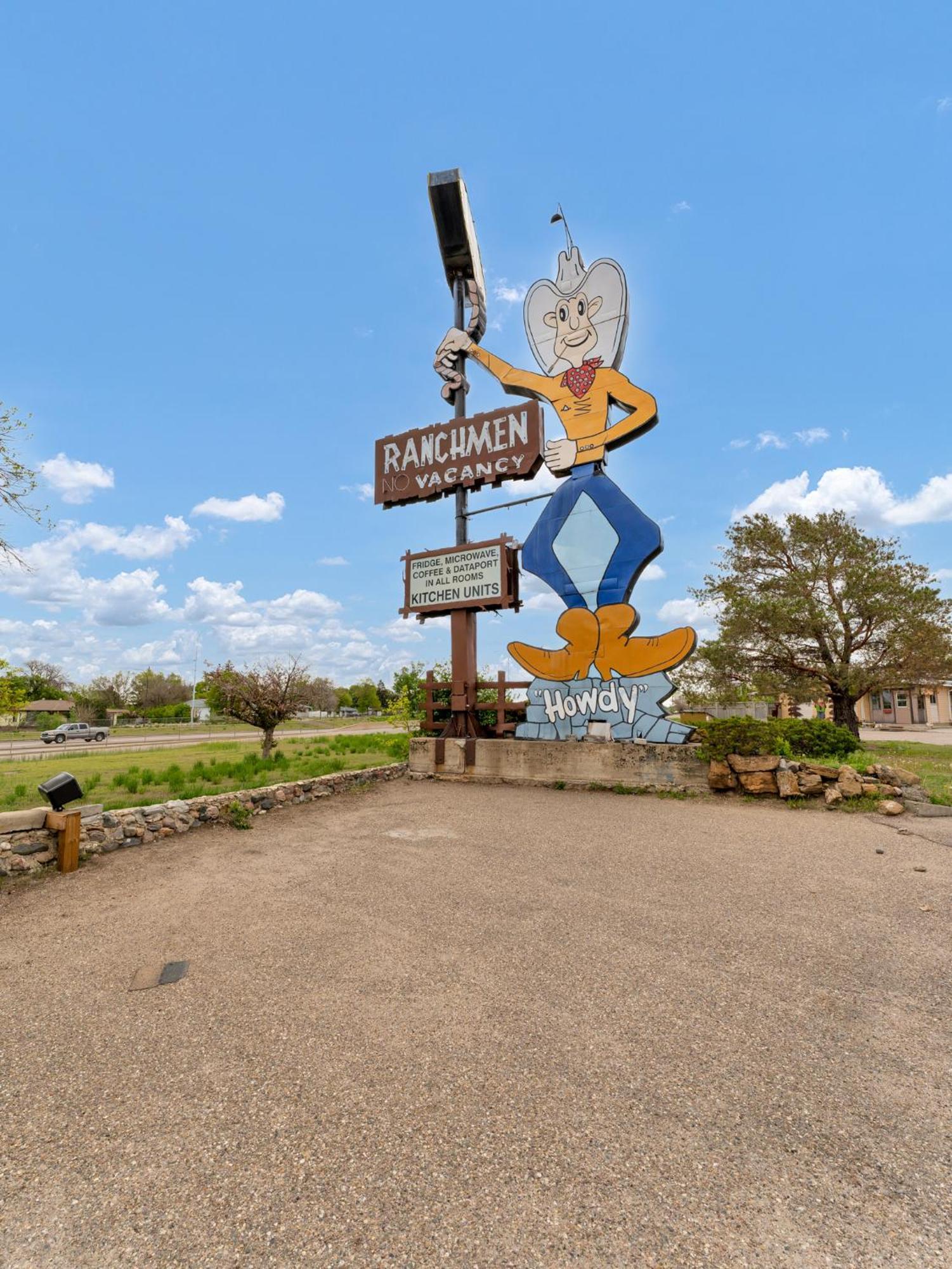 Ranchmen Motel เมดิซีนแฮท ภายนอก รูปภาพ