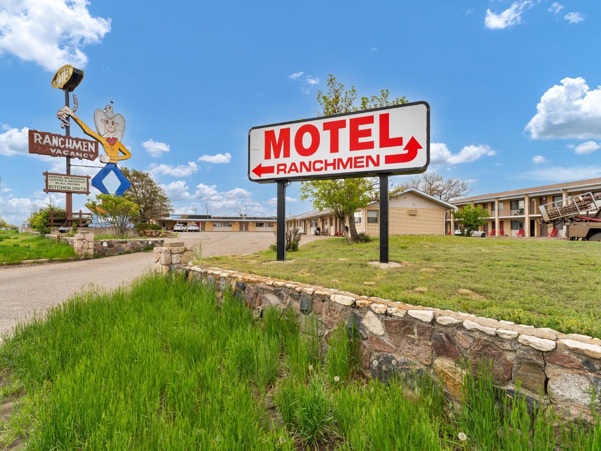 Ranchmen Motel เมดิซีนแฮท ภายนอก รูปภาพ