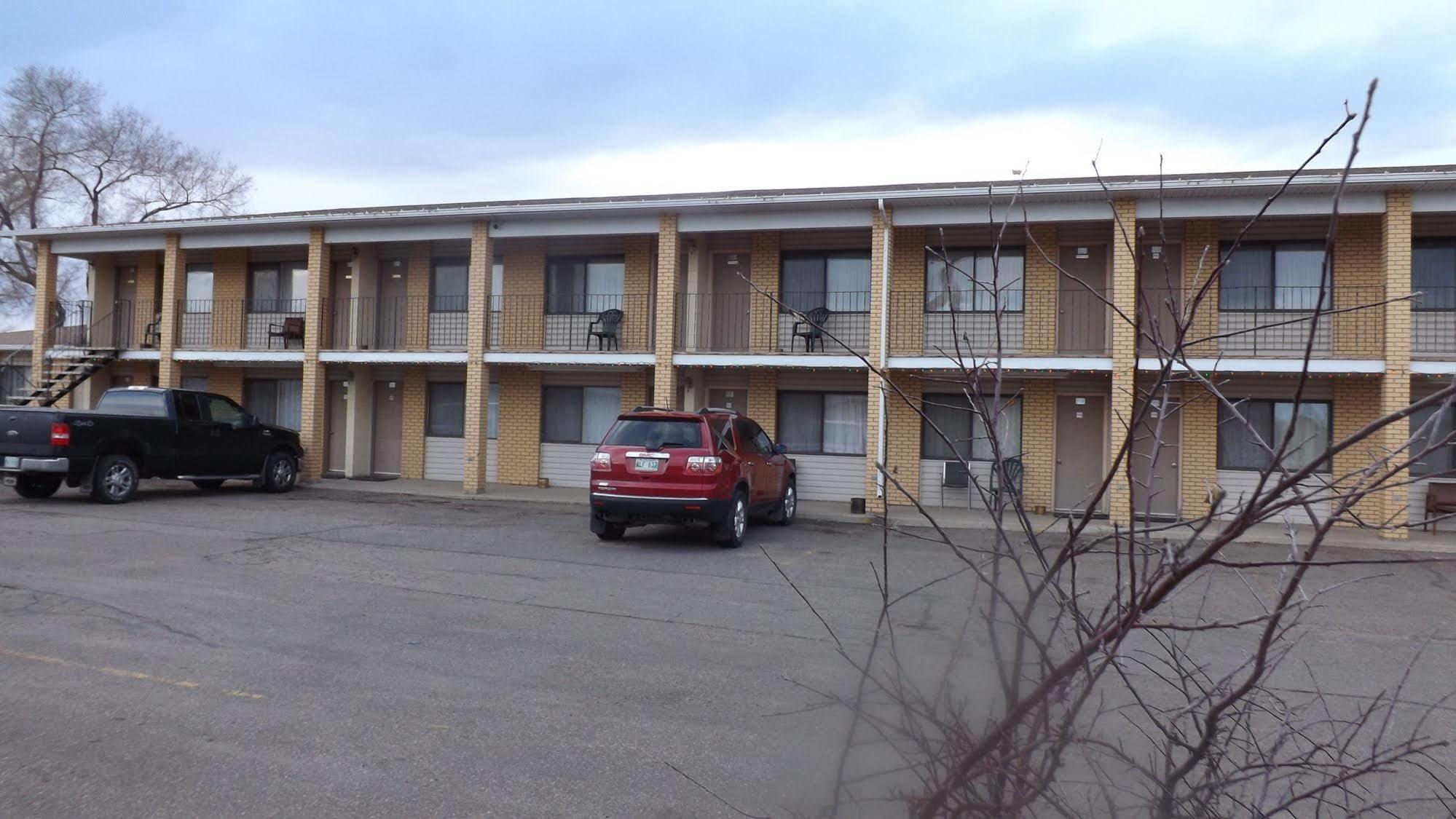 Ranchmen Motel เมดิซีนแฮท ภายนอก รูปภาพ